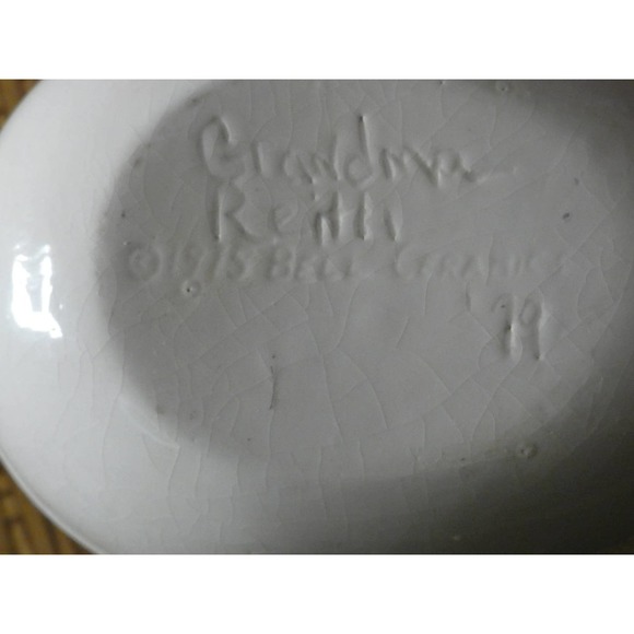 Vintage 1975 Bell Ceramics Trinket Egg - Personalized, Handmade & Hand Painted - Picture 6 of 7